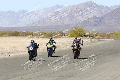 media/Apr-17-2022-CVMA (Sun) [[f474cfa795]]/Race 14 500 Supersport-350 Supersport (Holeshot)/